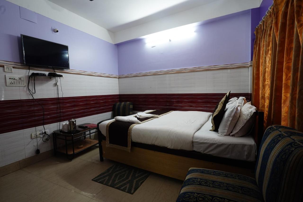 Tirupati Lodge Njp Siliguri Luaran gambar
