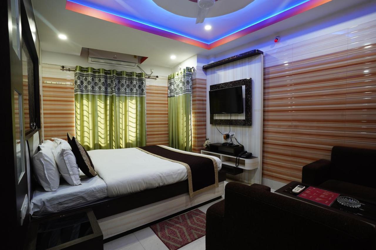 Tirupati Lodge Njp Siliguri Luaran gambar