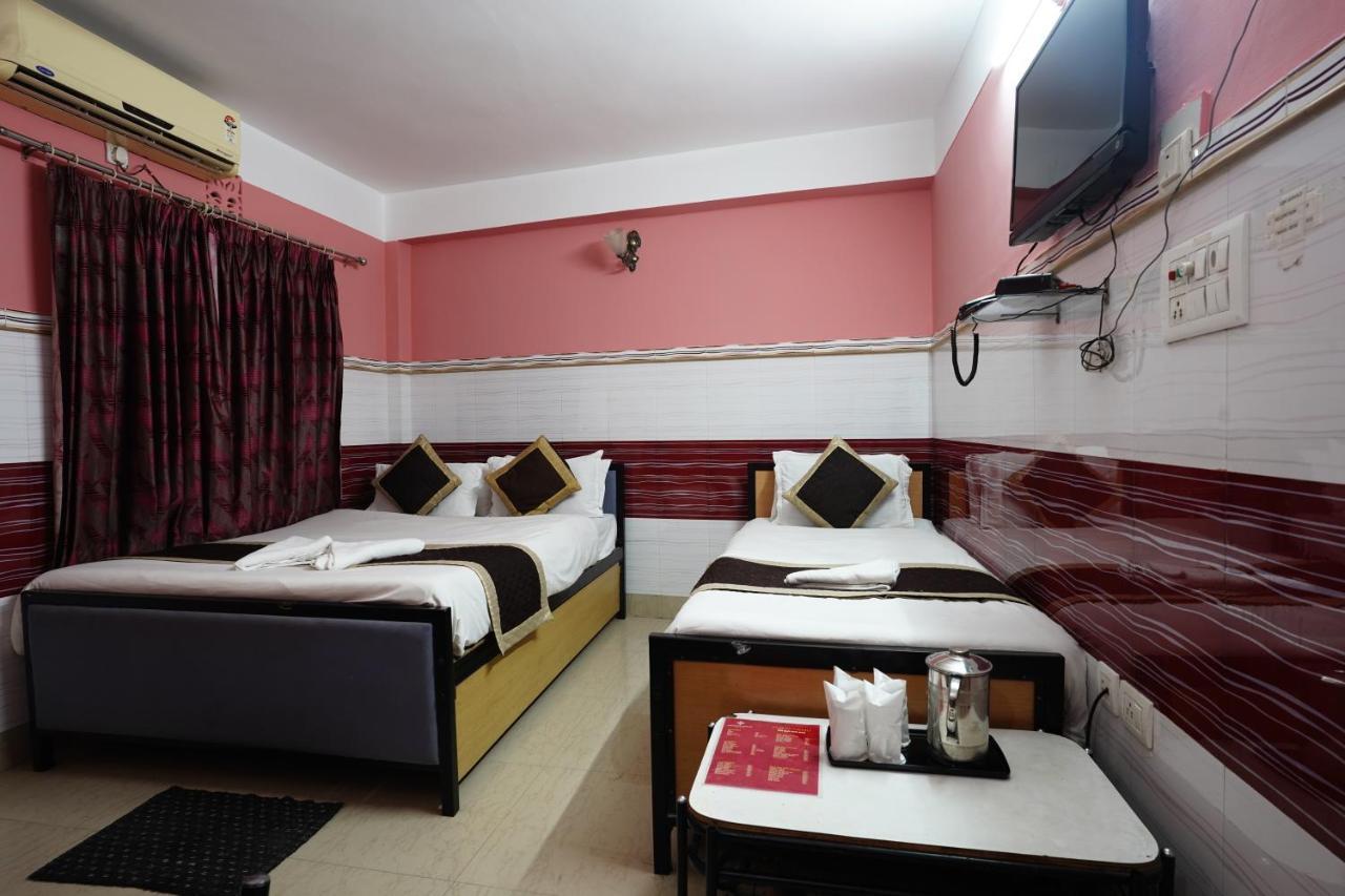 Tirupati Lodge Njp Siliguri Luaran gambar