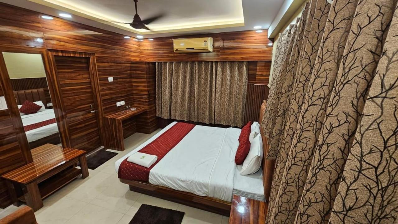 Tirupati Lodge Njp Siliguri Luaran gambar