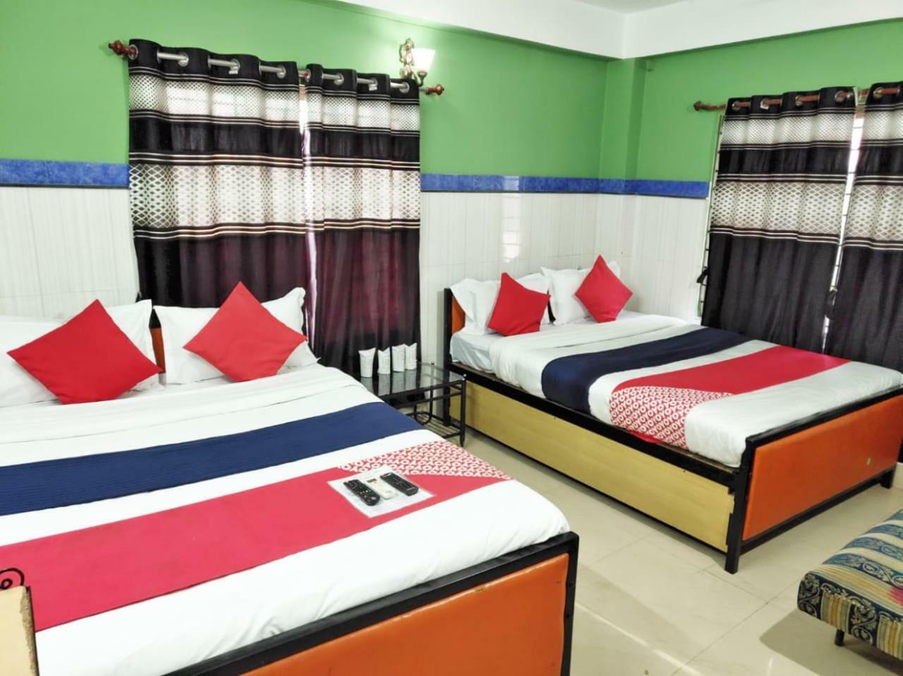 Tirupati Lodge Njp Siliguri Luaran gambar
