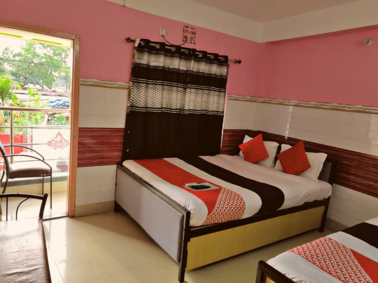 Tirupati Lodge Njp Siliguri Luaran gambar