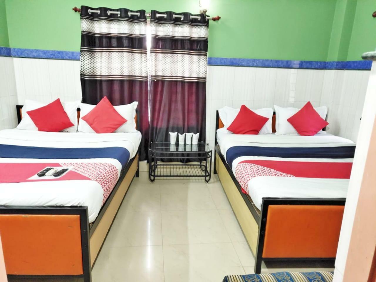 Tirupati Lodge Njp Siliguri Luaran gambar
