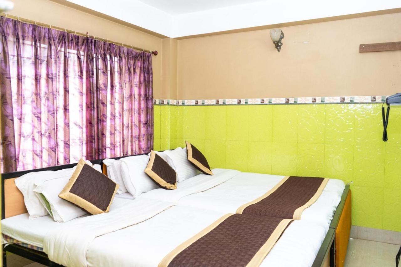 Tirupati Lodge Njp Siliguri Luaran gambar